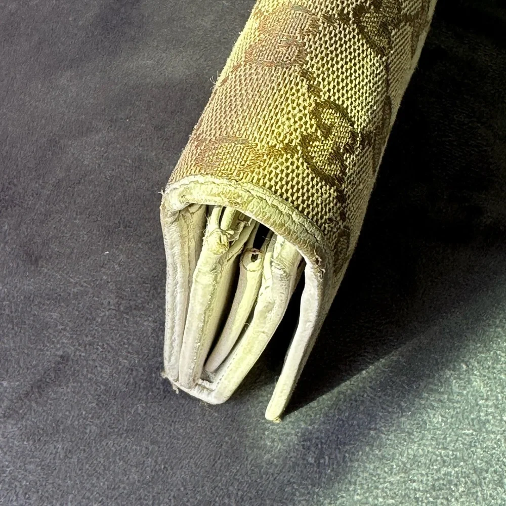 Gucci GG Canvas Continental/Long Wallet — White Leather Silver Hardware Vintage - Picture 9 of 11